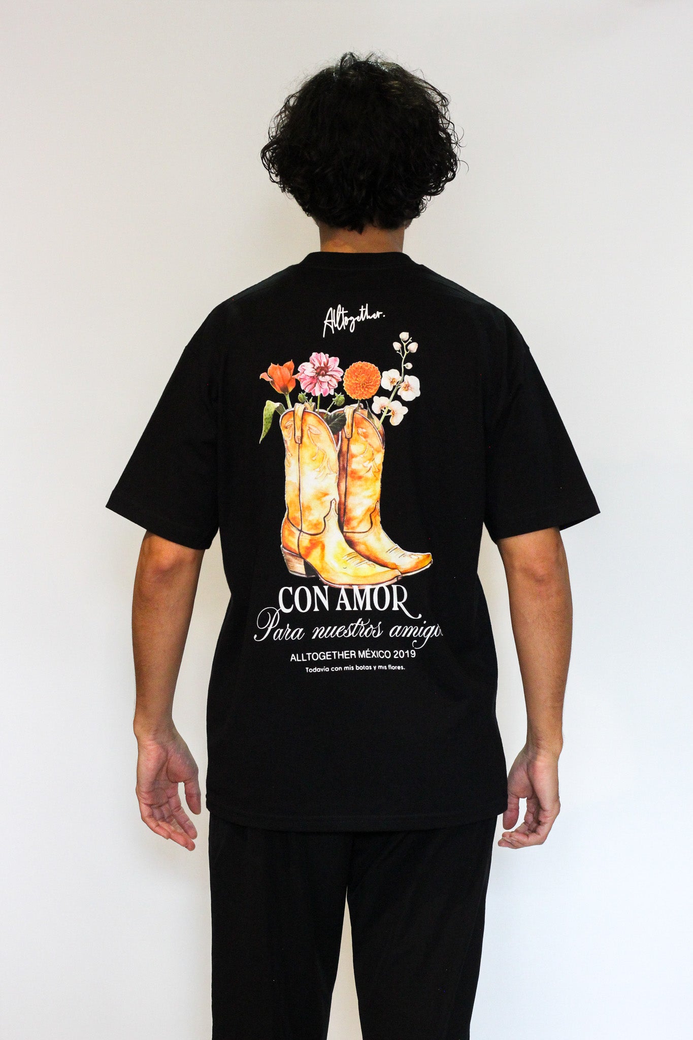 “Con Mis Botas y Mis Flores” Vintage Tee