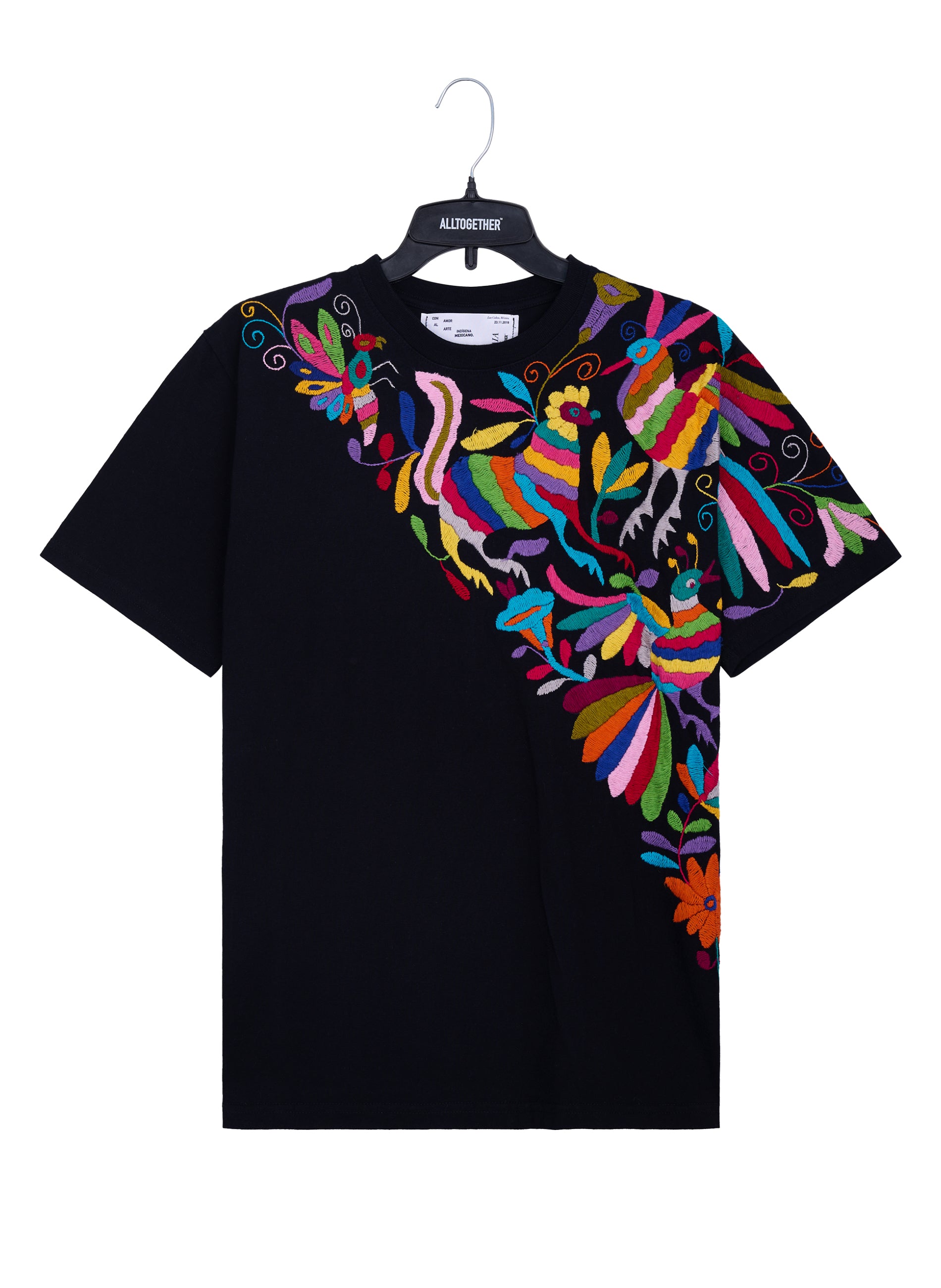 MAIA Negra / Bordado Cruzado Multicolor